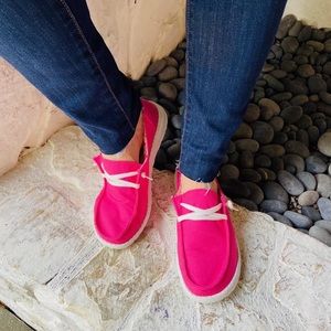 Gypsy Jazz Hot Pink Very G NEW